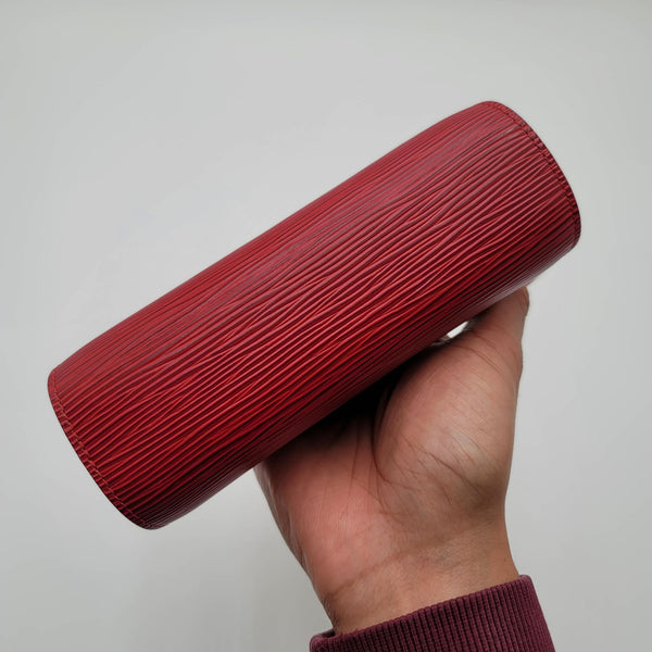 Red epi pouch