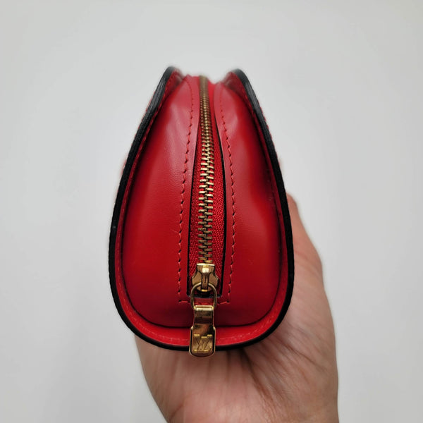 Red epi pouch