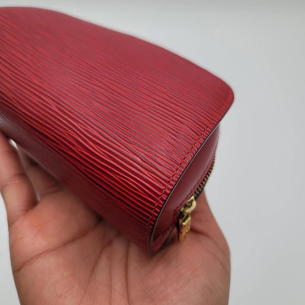Red epi pouch