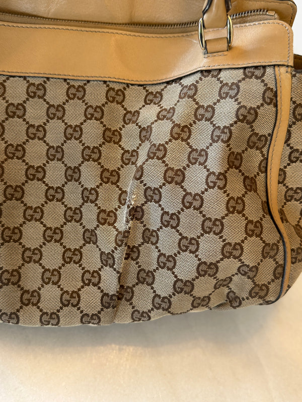 Gucci vintage Abbey with d ring- shoulder bag