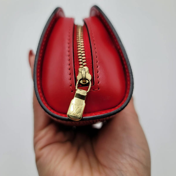 Red epi pouch