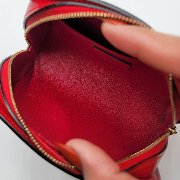 Red epi pouch